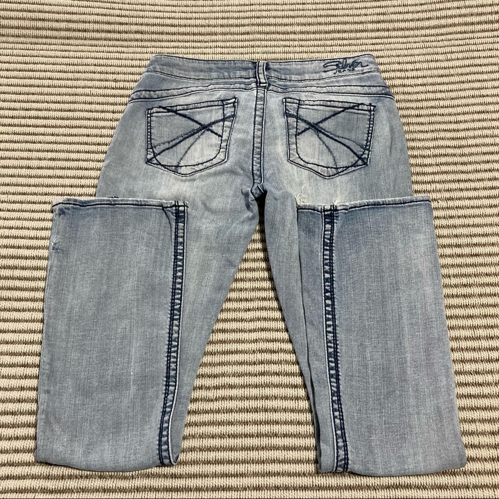 Silver Tuesday jeans Sz 16 1/2 Juniors pre-loved condition Light Wash Nice Y2K